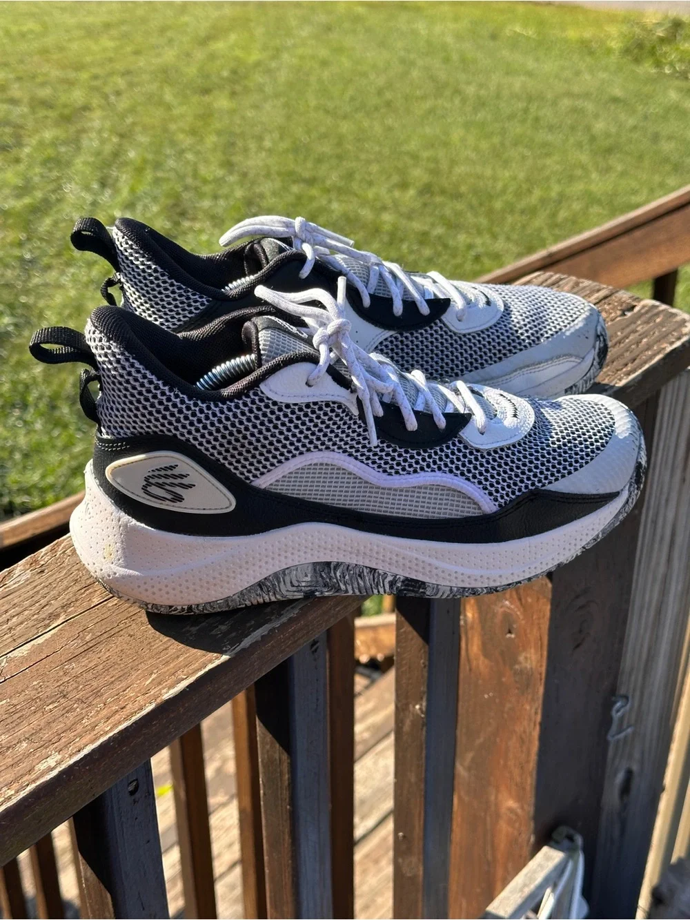 Under Armour Curry 3Z 24 Basketball Shoes Mens 8.5 Womens 10